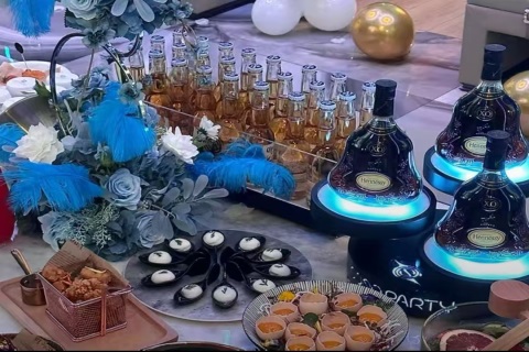 邵阳KTV招聘日结工资！商务KTV不要犹豫